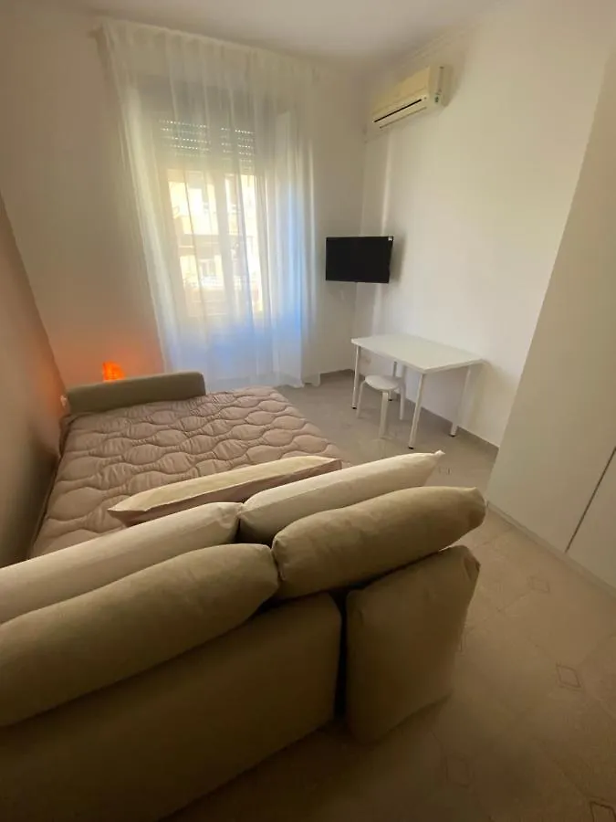 Aura Apartment Рим 0*,  Италия